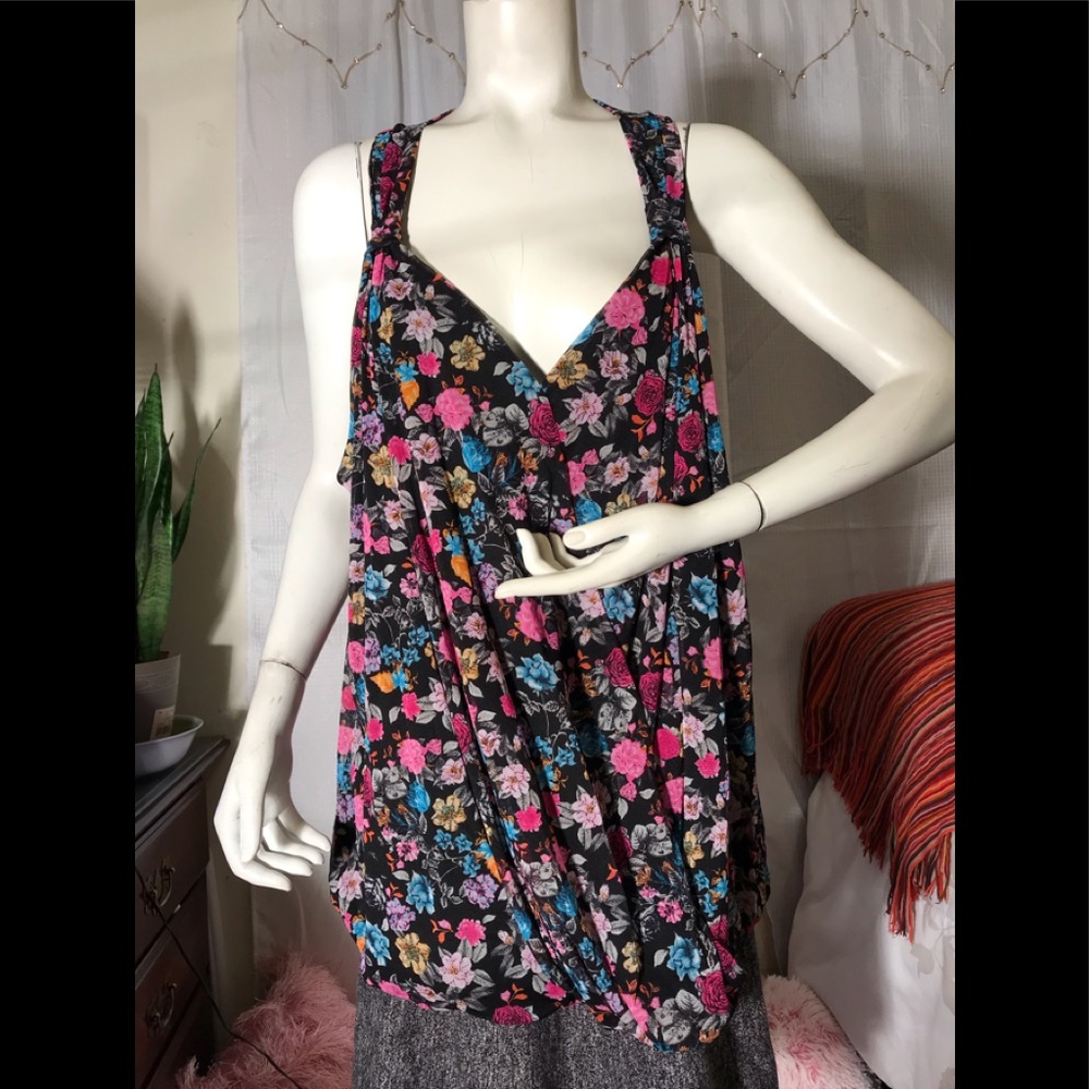 Inc international concepts beautiful blouse